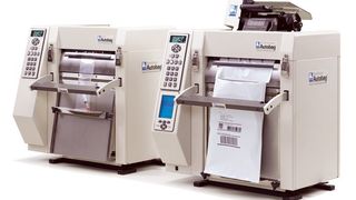 Mit der Beutel-Verpackungsmaschine lassen sich Beutel mit einer Breite von 50 bis 265 mm und einer Länge von 100 bis 450 mm verarbeiten. (Archiv: Vogel Business Media)