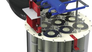 Der vollautomatisch arbeitende Silofilter entstaubt die Abluft aus druckpneumatisch befüllten Silos oder Behältern. (Bild: Infastaub)