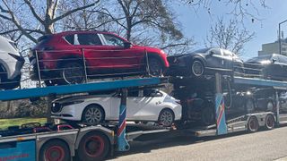 Ein wenig Sonnenschein für den gebeutelten Neuwagenmarkt: Im Februar legten die Neuzulassungen um 3,8 Prozent zu – einige Fabrikate schmieren trotzdem ab. (Bild: Grimm – VCG)