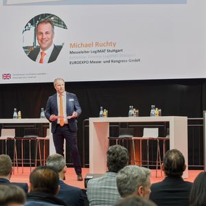 Messeleiter Michael Ruchty bei der Eröffnung der LogiMAT 2024. (Bild:  Euroexpo Messe- und Kongress-GmbH)