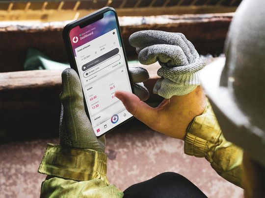 Wo Remote-Work in Produktion und Logistik schlecht oder nicht umsetzbar ist, spielen zumindest flexible Arbeitszeitmodelle eine immer wichtigere Rolle, will man Mitarbeitende dauerhaft halten.(Bild:  GFOS)