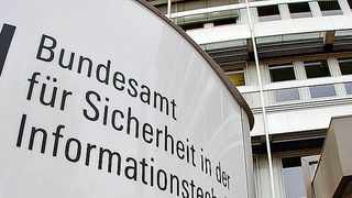 Laut Bundesinnenminister Horst Seehofer profitiere vom neuen Standort zum einen das BSI durch die Nähe zum 'Silicon Saxony' und zum anderen die Region Dresden durch neue und wertige Arbeitsplätze  (Bundesamt für Sicherheit in der Informationstechnik)