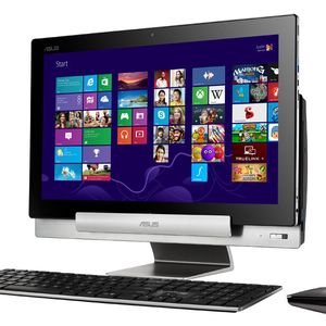 Der Transformer AiO von Asus in seiner Hauptrolle: als All-in-One-Desktop-PC mit 18,4 Zoll großem Full-HD-Display.
