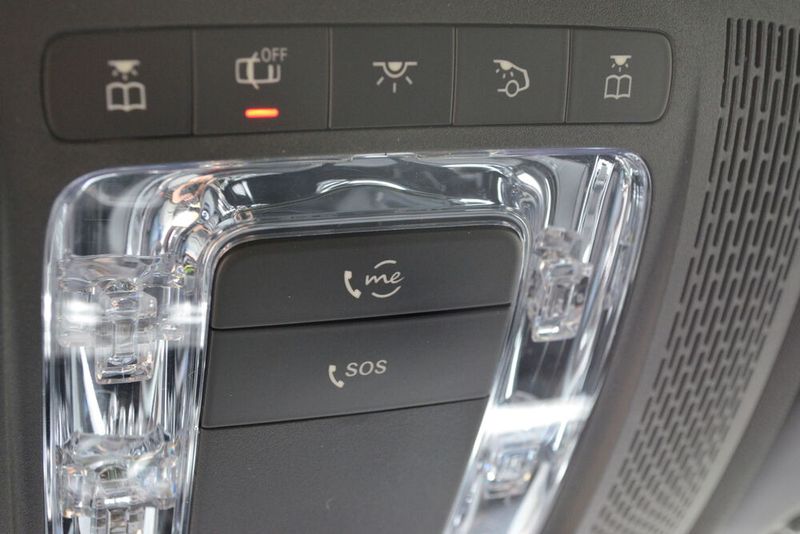 Mit der Mercedes-Me App geht das sogar aus der Ferne per Smartphone. (Bild: »kfz-betrieb«/ Rehberg)