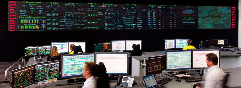 Der Bergbaukonzern Rio Tinto brachte in Pilbara, einer abgelegenen Region in Westaustralien mit tiefen Eisenerzvorkommen, ein automatisiertes Bergbaukonzept namens 