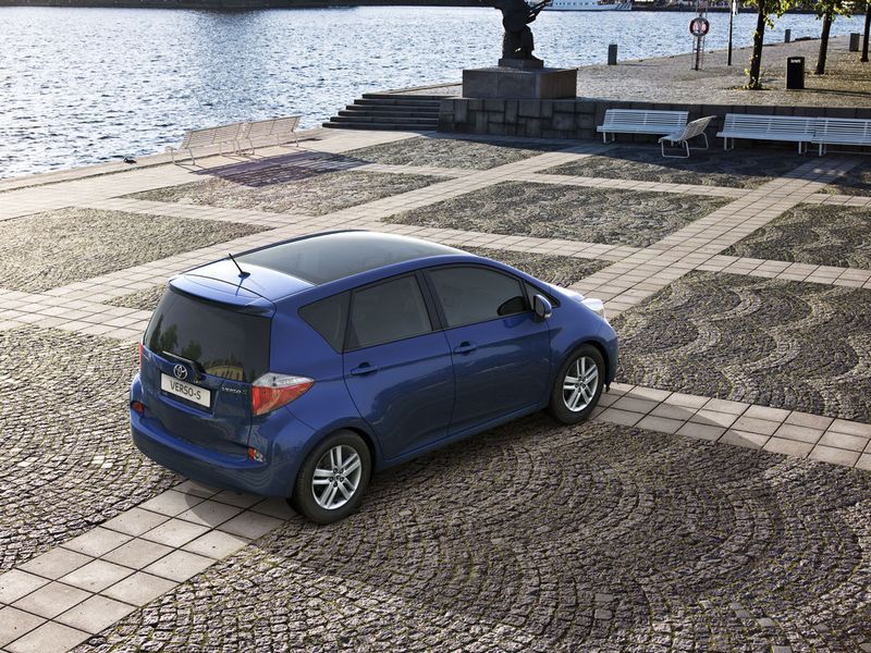 In der Ausstattung Verso-S Life ist die Heckkamera serienmäßig mit an Bord und der Laderaumboden ist in der Höhe verstellbar. (Archiv: Vogel Business Media)