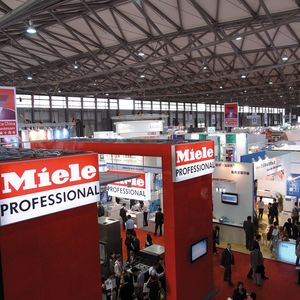 Abb.1: Innerhalb von zehn Jahren hat sich die Analytica China zur wichtigsten Labor- und Analysentechnikveranstaltung in China entwickelt.