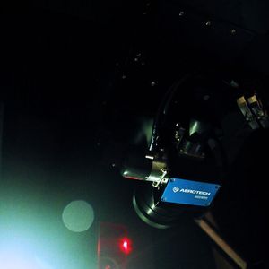 Interessierte können ihre Prozesse im neuen Aerotech-Laserlab in Fürth praxisnah erproben und gemeinsam mit Aerotech optimieren – wie zum Beispiel mithilfe von Display-Lasern.(Bild:  Aerotech)