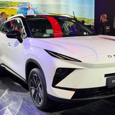 Der Omoda 5 kommt mit neuer Optik und modernisierter Technik nach Deutschland. (Bild: Wehner – VCG)