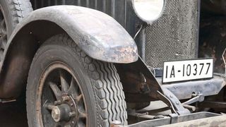 Versteckt im größten Depot des Berliner Technikmuseums befinden sich zahlreiche sehenswerte Fahrzeuge und Maschinen. Unter anderem dieses Berliner Fahrzeug, ein NAG Protos C1 aus den 20er-Jahren. (Alexander Völkert)