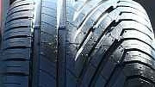 Der neue Uniroyal Rainsport 3 erreicht auf dem Label ein „A“ beim Nassgrip. (Foto: Rosenow)