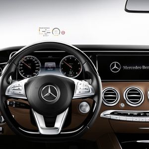 Bislang sind Head-Up-Displays vorwiegend in Autos der oberen Preisklasse zu finden.