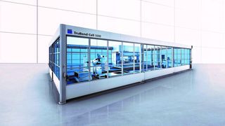 Diese Biegezelle beinhaltet die neueste Trubend-Biegemaschine von Trumpf nebst einfach bedienbarer Programmiersoftware Teczone Bend. Alles zusammen heißt Trubend Cell 5000. (Trumpf)