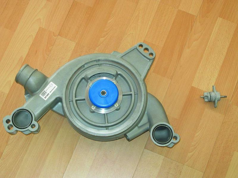 Bei Rem-Ex wird jedem geholfen, egal ob Wasserpumpe eines MAN TGA oder einer Herkules Ultra 80. (Archiv: Vogel Business Media)