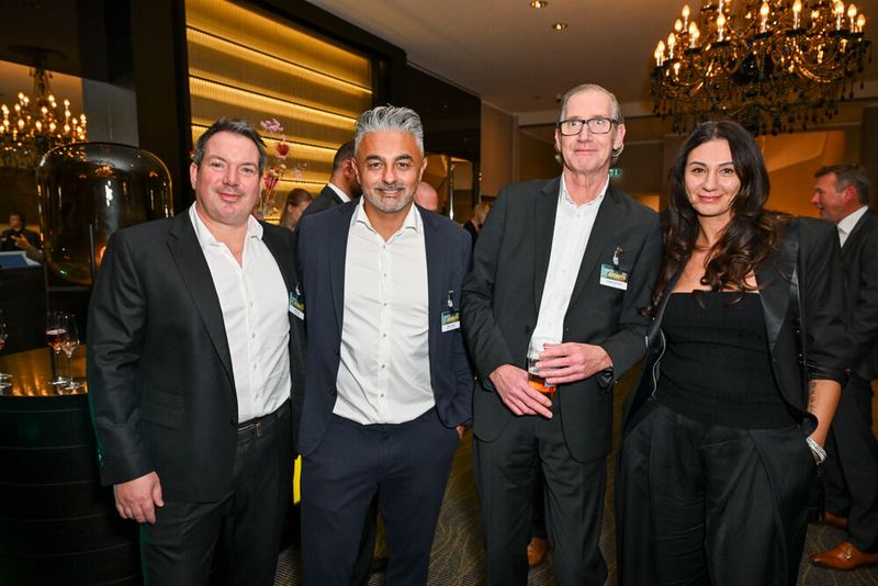 (v. l.) Oliver Kau (S&K), Murat Arpaci (BAB), Jürgen Venhorst (Pax8) und Filiz Arpaci (Terra Connect). (Bild: Hannes Magerstädt)