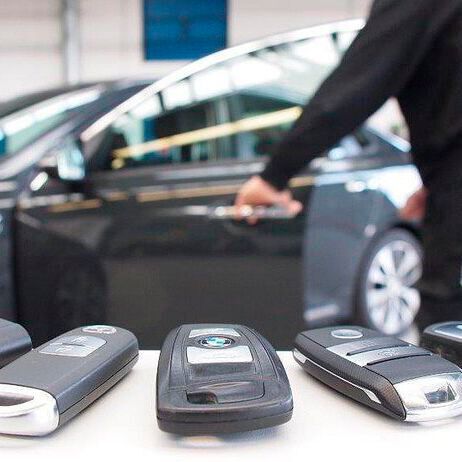 Sofort geöffnet. Ein Keyless-Go-System ist komfortabel, aber derzeit auch leicht zu überlisten.(Bild:  ÖAMTC)