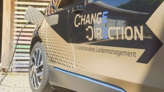 Für eine dezentrale Energieversorgung können auch E-Autos nützlich sein – Eon und BMW führen dazu aktuell ein Pilotprojekt durch. (Bild: Autoren-Union Mobilität/Eon/BDL)