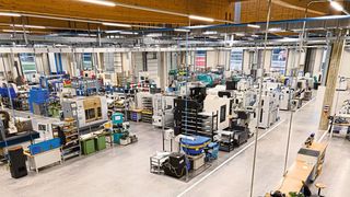 Mit über 2000 Quadratmeter Produktionsfläche im neuen Firmengebäude konnte die Produktionskapazität deutlich erweitert werden. (Hommel+Keller)