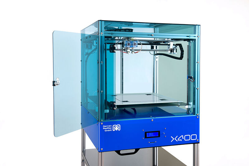 3D Drucker wie dieser X400 sind bereits vielfach in Entwicklungsabteilungen im Einsatz (Bild: German Rep Rap)