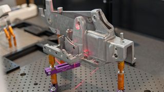 Mit über 900 Ausstellern wird die Control 2015 vom 5. bis 8. Mai 2015 zum 29. Mal Treffpunkt für die Fachleute in der Qualitätssicherung. (Bild: Schall)