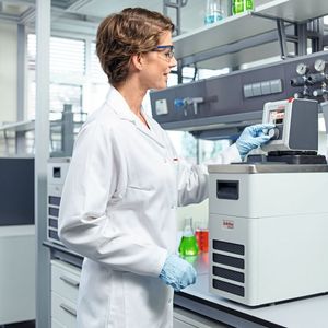 2 Bedienung des Dyneo-Kältethermostats