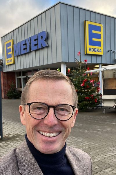 Kuhn+Witte-Geschäftsführer Oliver Bohn will mit dem Pop-up-Store die Werbetrommel für sein Zweiradgeschäft rühren.  (Bild: Kuhn + Witte)