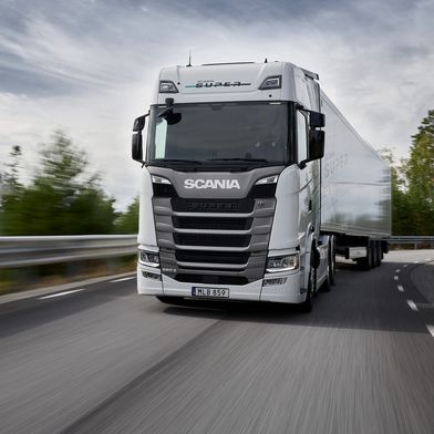 Scania ist eine der Nutzfahrzeug-Marken die mit dem Fahrsystem von Puls AI autonome Lkw anbieten soll. (Bild: Scania)