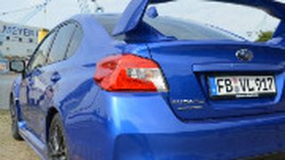 Rennsportler für den Alltag: der Subaru WRX STI. (Foto: Achter)