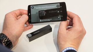 Das Kopierschutzmuster BitSecure lässt sich per Smartphone-App erfassen und überprüfen. (Schreiner ProTech)