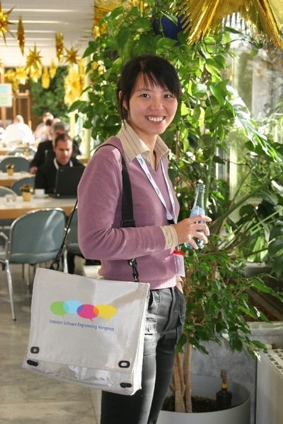 Kongressteilnehmerin gefunden! Wie meist auf solchen Kongressen waren Frauen eine Minderheit (Archiv: Vogel Business Media)