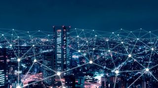 2019 wurde 5G an geografischen Hotspots Realität. Jetzt bauen die Anbieter ihre Netze aus. (© NicoElNino - stock.adobe.com)