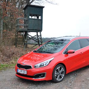 Im vergangenen Herbst haben die Koreaner ihrem kompakten Kombi eine Überarbeitung spendiert.(Foto:  Wehner)