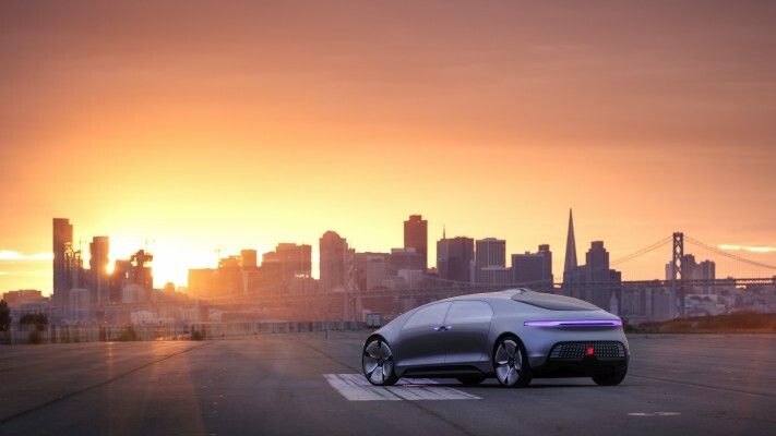 Mercedes-Benz F 015 Luxury in Motion in San Francisco 2015  (Mercedes-Benz)