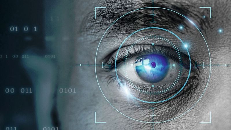 Über optische Personen-Erkennung lassen sich proaktive, individuelle Anpassungen an die Gerätebedienung initiieren.(Bild:  Design by Freepik)