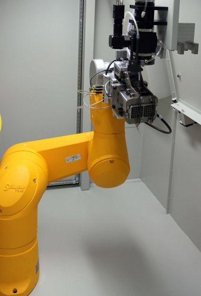 Der neu entwickelte Laserschweißautomat Laser PIR 90-750 von BUND Automation besticht durch hohes Sicherheitspotenzial, hohe Flexibilität, hohe Energieeffizienz sowie kompakte Bauweise. Bild: Bund Automation (Archiv: Vogel Business Media)