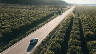 E-Autos kosteten im Betrieb in Europa im Jahr 2025 rund ein Drittel weniger als Fahrzeuge mit Verbrennungsmotor. (Bild: Volvo)