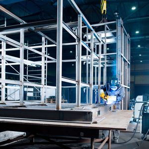 Bei der Fertigung von Tanks für Lösch- und Rettungszüge der Deutschen Bahn spart Mesa dank EWM 57 % der Produktionszeit ein. Damit amortisierte sich die Investition in die neue Schweißtechnik mit dem ersten Los.