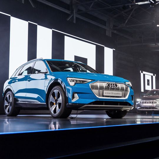 Der E-Tron wird normalerweise in Brüssel gebaut – aktuell ruht die Produktion.(Bild:  Audi)