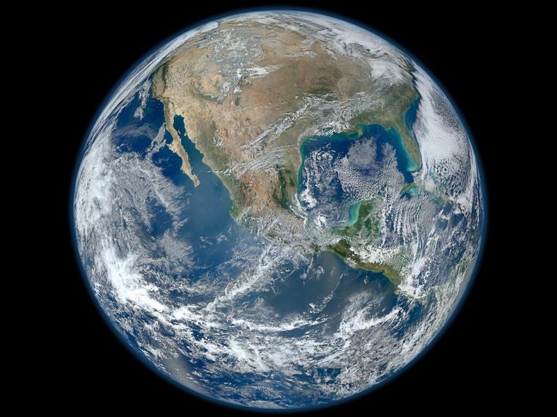 Blue Marble 2012: Tagaufnahme von Suomi NPP (NASA)