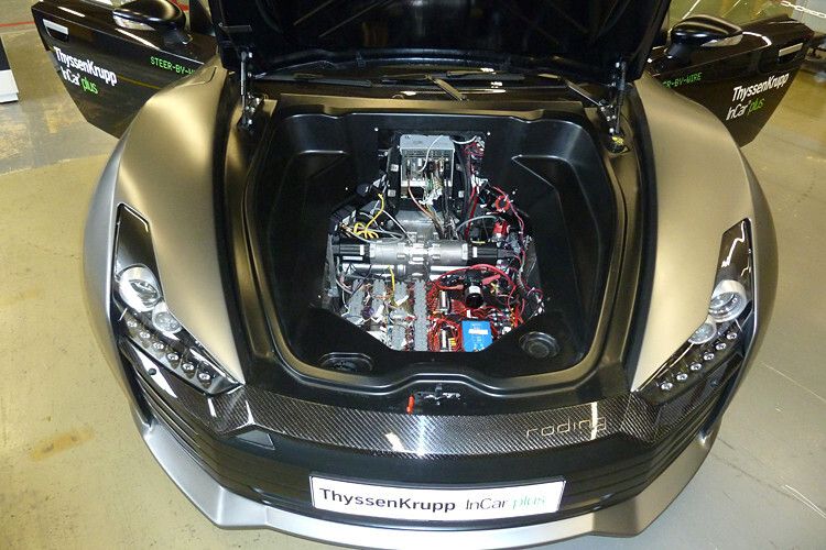 Der Roding Roadster – gebaut aus CFK – ist mit einer „Steer-by-Wire“-Technologie modifiziert. (Foto: Wolfgang Pester)