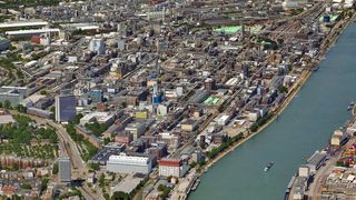 BASF und Fluor haben sich in Ludwigshafen auf eine weitere Zusammenarbeit geeinigt. (Bild: BASF)