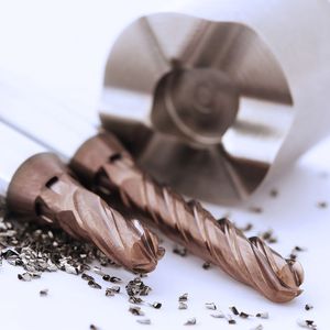 The new Crazy-Mill Cool Ball Z4 milling cutter has a four-blade VHM finishing mill.