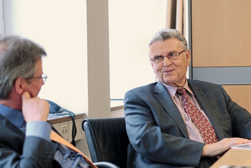 Heute gibt es viel mehr Formate, Techniken, Tools und Adressaten und die unternehmenseigene Kommunikation spielt heute eine viel grös­sere Rolle. Doch auch hier geht es mehr denn je um wirkungsvolle effiziente Kommunikation. Dr. Kurt Eckernkamp (Verleger), Vogel Communications Group GmbH & Co KG. (Vogel)