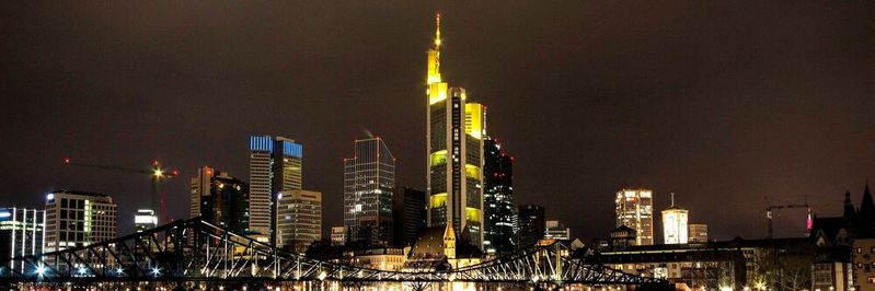 Die Mainmetropole wird smart. Möglich macht das ein Funk-Datenenetz, das ie LoRaWAN-Technologie nutzt.(Bild:  gemeinfrei /  Pixabay)