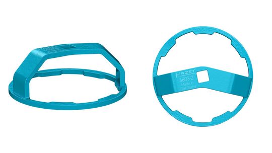 Das 3/8"-Lösewerkzeug greift passgenau in die Deckel-Aussparungen, verhindert Beschädigungen am Kunststoff und ist für diverse Fahrzeuge aus dem VW-Konzern geeignet.(Bild:  Hazet)