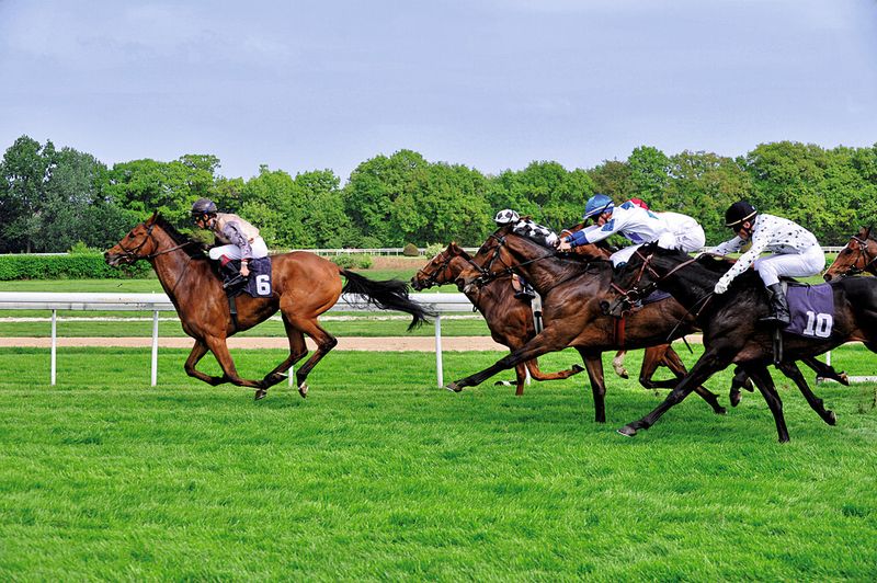 Wer künftig vorne sein will, braucht neben innovativen Produkten leistungsstarke Auslegungssysteme. (Bild: Tom Bayer - Fotolia.com)