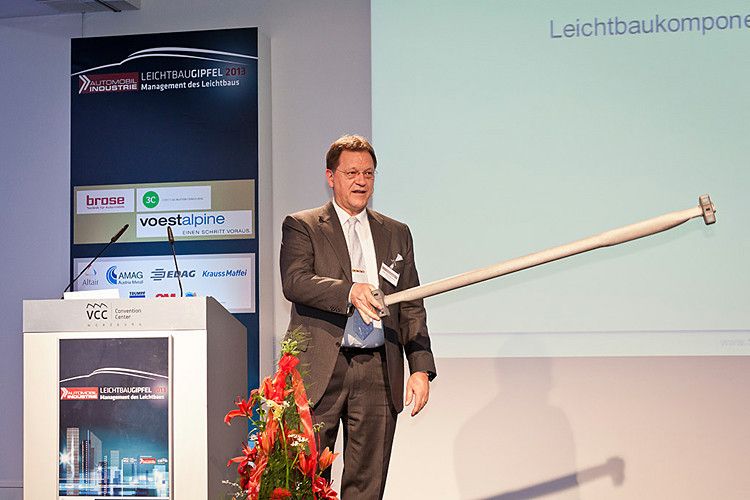 Leichtbau zum Mitreden in vier Fachsessions; Prof. Ulrich Bruhnke (TechMag). (Foto: Stefan Bausewein)