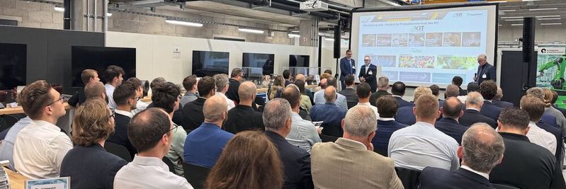 Über 80 Teilnehmer besuchten den AI Integrated Production Summit.(Bild:  MM Maschinenmarkt)