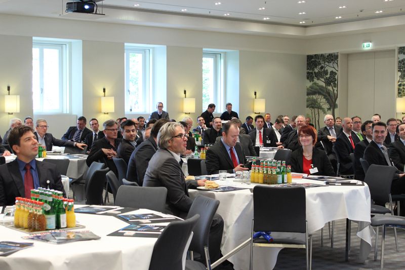 Der Keynote-Raum war fast bis auf den letzten Platz besetzt. (Vogel IT-Akademie)