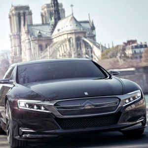 Eine "Vorschau auf die kommenden drei Modelle der DS-Linie" ist der DS9 nach Aussagen von Citroën. Konkret sind das: ...